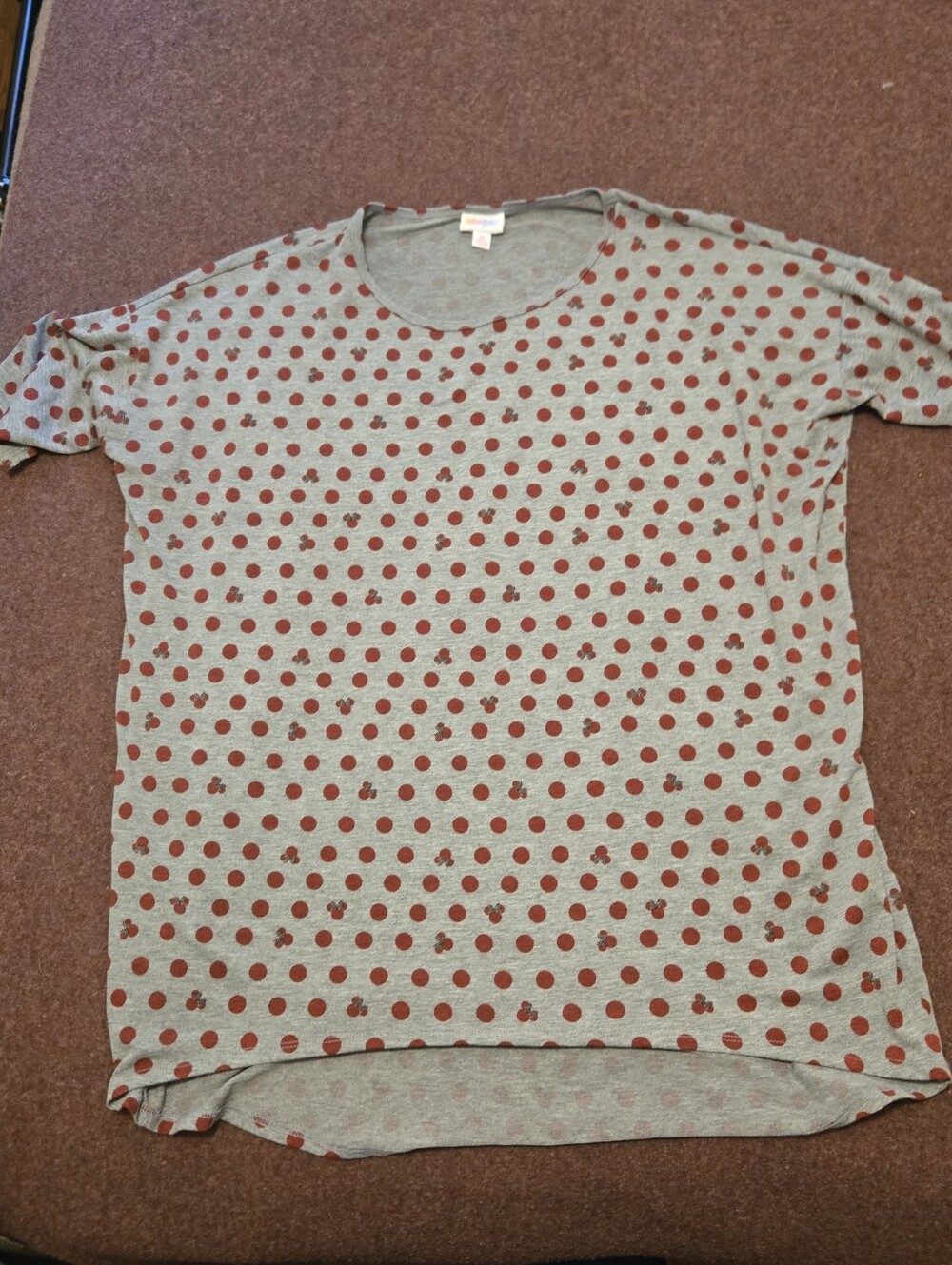 LuLaRoe Disney Irma tunic shirt in a gray heathered fabric Size Medium Oversized